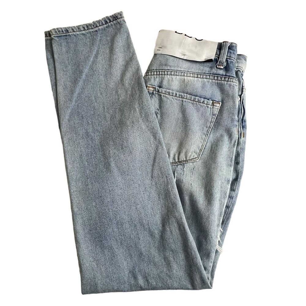 BDG Urban Outfitters Womens Light Wash Destroyed Slim Straight Jeans 28 NWT